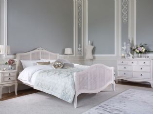 Create A Traditional Luxurious Bedroom With The Piras Range