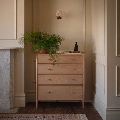 Ercol Winslow Bedroom 4 Drawer Chest Ercol Winslow Bedroom 4 Drawer Chest