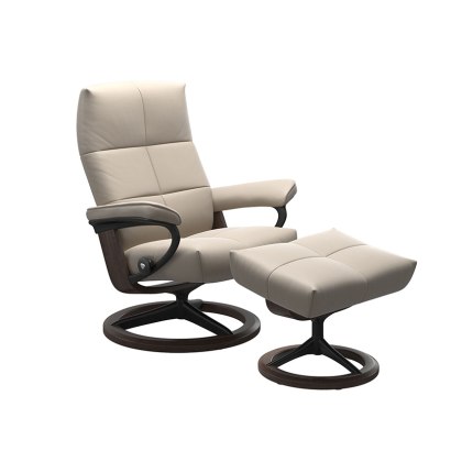 Stressless David Medium Recliner Signature Medium Recliner Chair & Stool