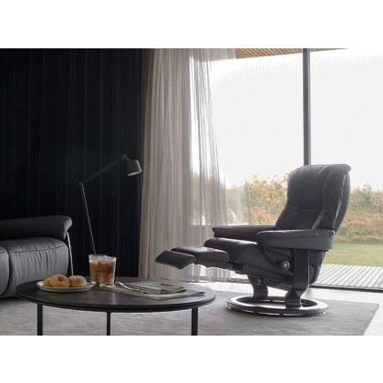 Stressless Mayfair Medium Power Dual Motor Recliner Chair
