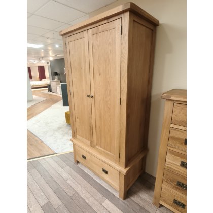 Fairfax Gents wardrobe