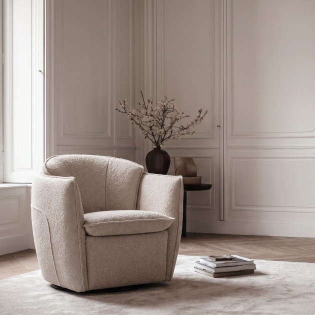 Elettra Swivel Chair