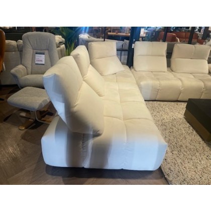Calia Italia Fabriana Corner Group