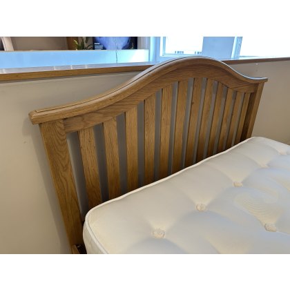 Fairfaz Classic 5ft (King Size) Slatted Bedframe with Sleepeeze Shaftsbury 2600 Mattress in a Medium