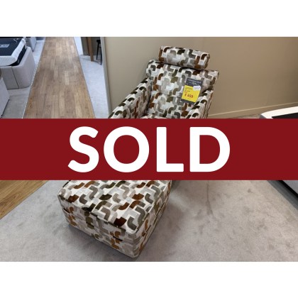 Olivia MAGNUS SWIVEL Chair WITH CHARLOTTE STOOL