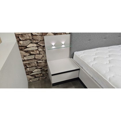 NOLTE Navera 5'0" Bedframe with Shelves & LED Lighting