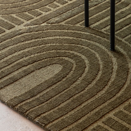 Saser Large Rug