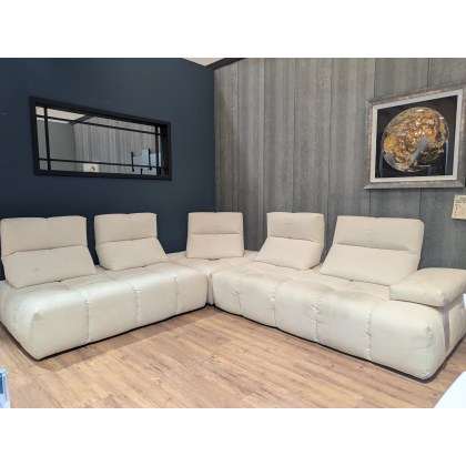 Calia Italia, Fabriana Tilt Corner Group