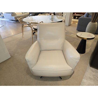 Violino Myla Leather Swivel Chair