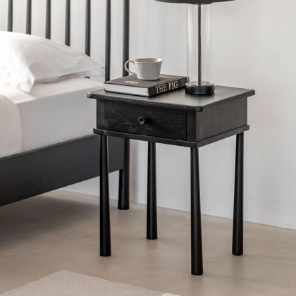 Gallery Direct Wycombe Black 1 Drawer Bedside Gallery Direct Wycombe Black 1 Drawer Bedside