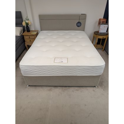 Dukes, 5' Divan Set with Capella Headboard Dukes, 5' Divan Set with Capella Headboard