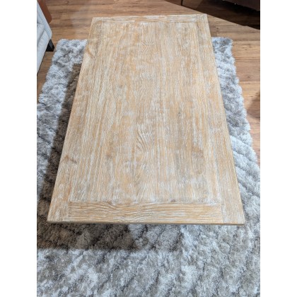 Aero, Coffee Table