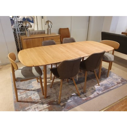 MALIN EXTENDING DINING TABLE WITH 4 X DORCAS CHAIRS & 2 X MALIN CHAIRS