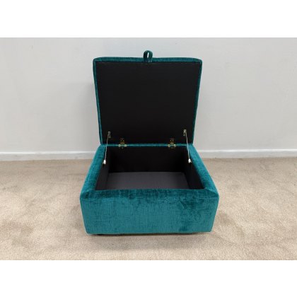 CLEARANCE OUTLET WAREHOUSE STOCK Madison Designer Storage Footstool