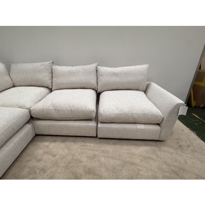 CLEARANCE OUTLET WAREHOUSE STOCK Fabian Corner Sofa