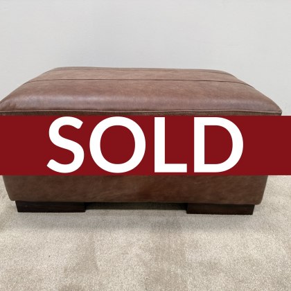 CLEARANCE OUTLET WAREHOUSE STOCK Mountback Storage Footstool CLEARANCE OUTLET WAREHOUSE STOCK Mountback Storage Footstool