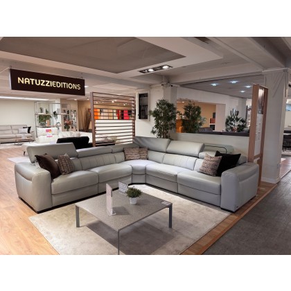 NATUZZI EDITIONS FORZA CORNER GROUP WITH RHF ELECTRIC RECLINER NATUZZI EDITIONS FORZA CORNER GROUP WITH RHF ELECTRIC RECLINER