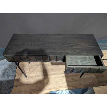 Dakota, Console Table