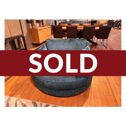 BERMUDA SWIVEL CHAIR IN VELVET