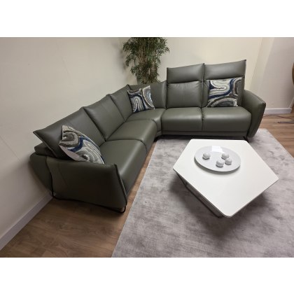 ROM - VITIS CORNER GROUP 240 X 230 cms