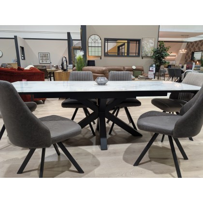 Francesca, Extending Dining Table (white) with 6x Dallas Chairs