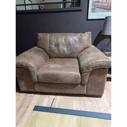 Mountback, 3-Seater & Cuddler Chair