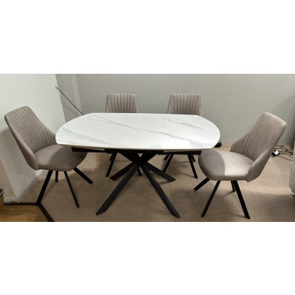 Busby Extendable Dining Table & 4 Dallas Chairs
