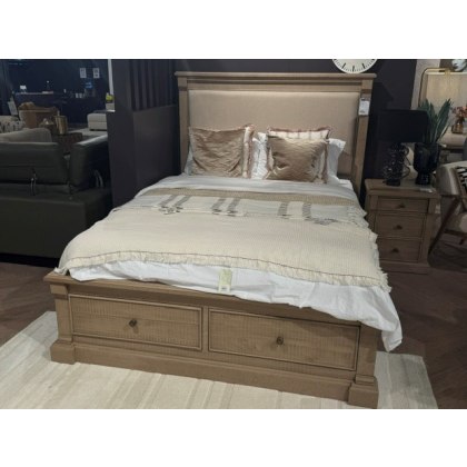 Vancouver Kingsize Bedframe (5'0)