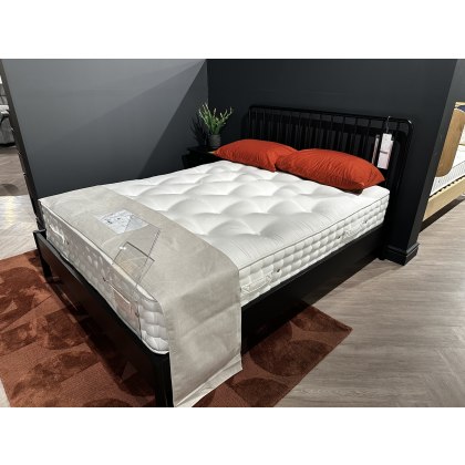 Wycombe Kingsize Spindal Black Bedframe