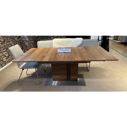 VENJAKOB-- PIAZZA 1.9M EXTENDABLE DINING TABLE WITH 100CM LEAF