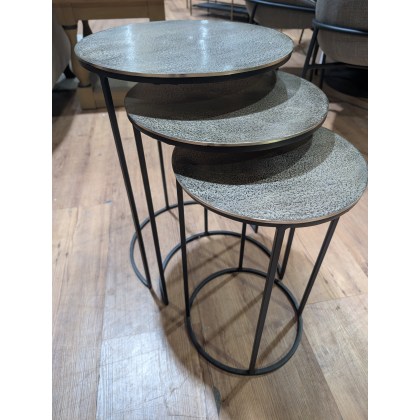 Islington, Nest of Three Tables