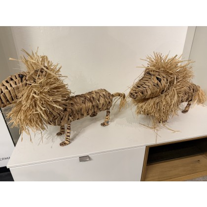NATURAL SEAGRASS LION (each)