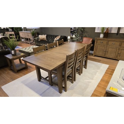 Hardwick extending Dining Table & 6x Hardwick Dining Chair