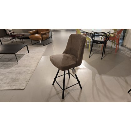 Eefje Barstool in Taupe