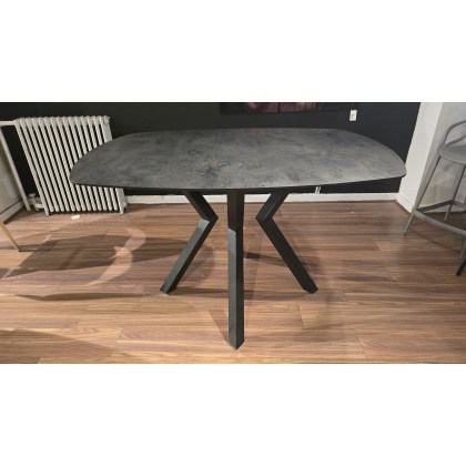 Masura Bar Table