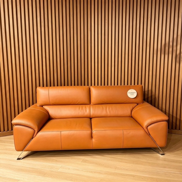 Nicoletti Molveno 2.5 Seater Sofa in Tan Leather Nicoletti Molveno 2.5 Seater Sofa in Tan Leather
