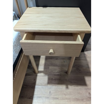 Wycombe, 1 Drawer Bedside Table - Oak Wycombe, 1 Drawer Bedside Table - Oak