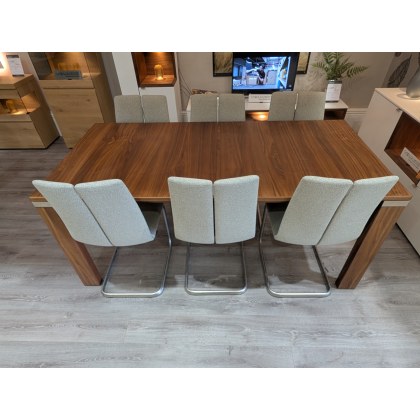Multi-Flex veneer Table plus 6x Frenz Chairs