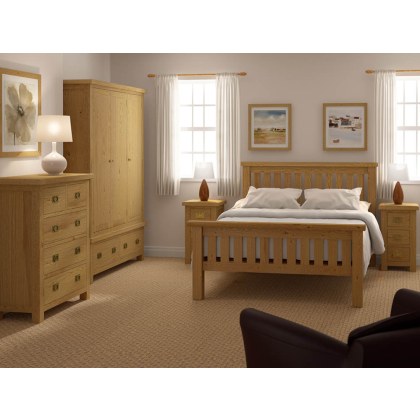 Fairfax Bedroom Oak 5'0 Kingsize Panelled Bedframe