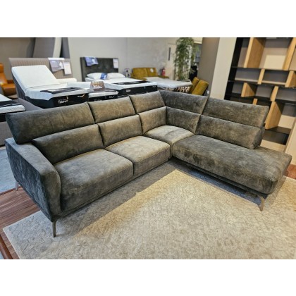 ROM Solitaire Corner Group ROM Solitaire Corner Group