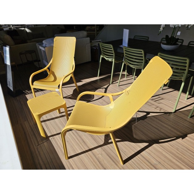 Nardi Outdoor Furniture Lounger & Side Table Set In Senape