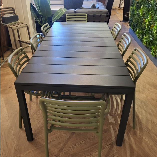 Nardi rio 210cm ext dining table + 6 doga chairs +2 doga armchairs Nardi rio 210cm ext dining table + 6 doga chairs +2 doga armchairs