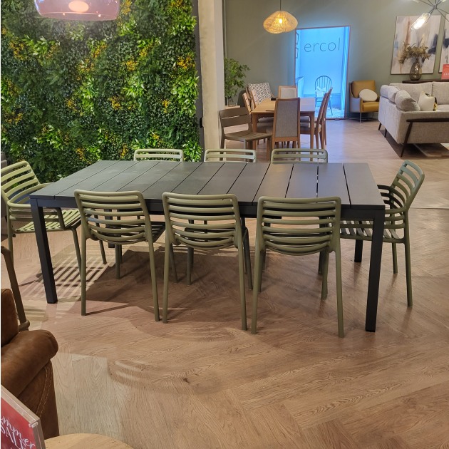Nardi rio 210cm ext dining table + 6 doga chairs +2 doga armchairs Nardi rio 210cm ext dining table + 6 doga chairs +2 doga armchairs