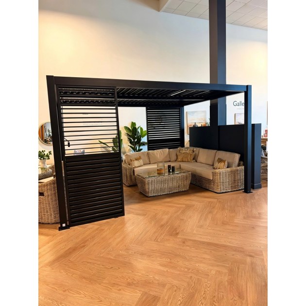 Messina Pergola with x2 Swivel Louvre Screen