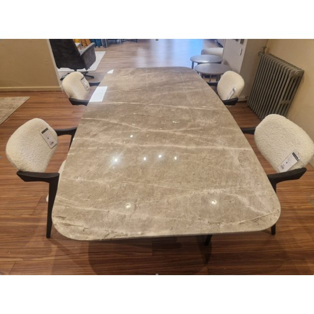 Opera/Vitta Opera Rectangular Dining Table With 4 Vita Dining Chairs Opera/Vitta Opera Rectangular Dining Table With 4 Vita Dining Chairs