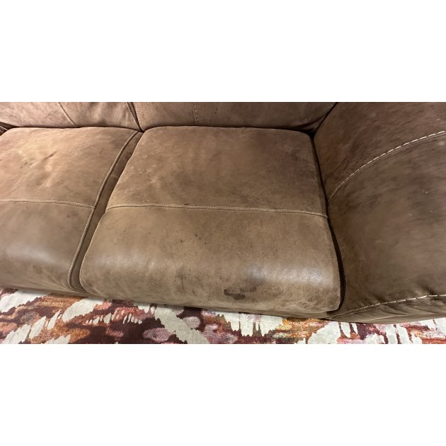 Mountback-3 Seater in Grand Outback Leather Mountback-3 Seater in Grand Outback Leather