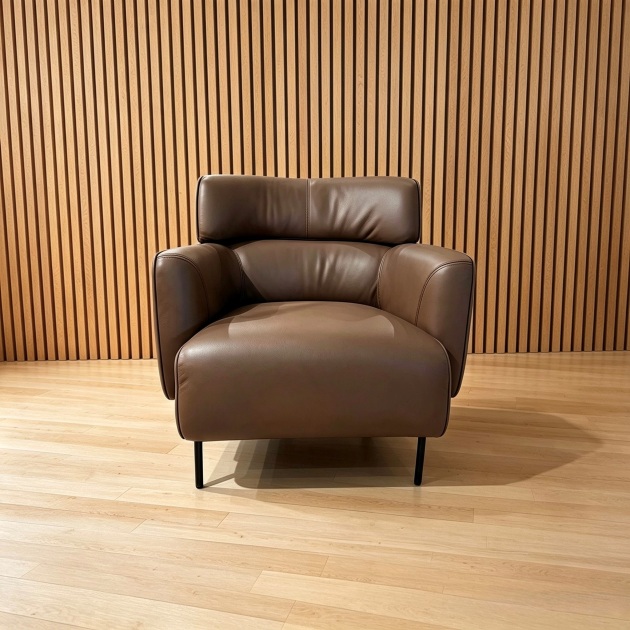 Dario Club Chair Brown Dario Club Chair Brown