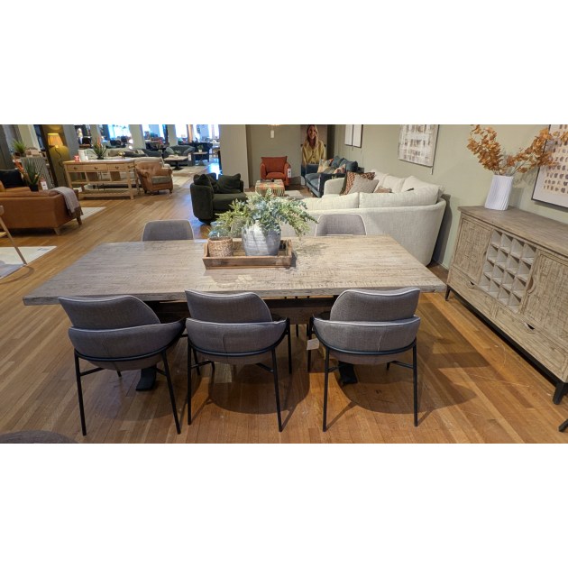 Habufa Avalox Table Plus 4 x Marie Chairs Habufa Avalox Table Plus 4 x Marie Chairs