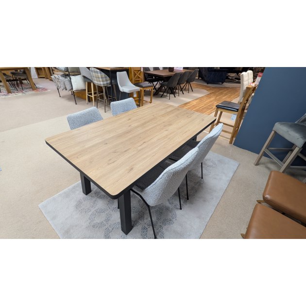 Habufa Avalox Table Plus 4 x Marie Chairs