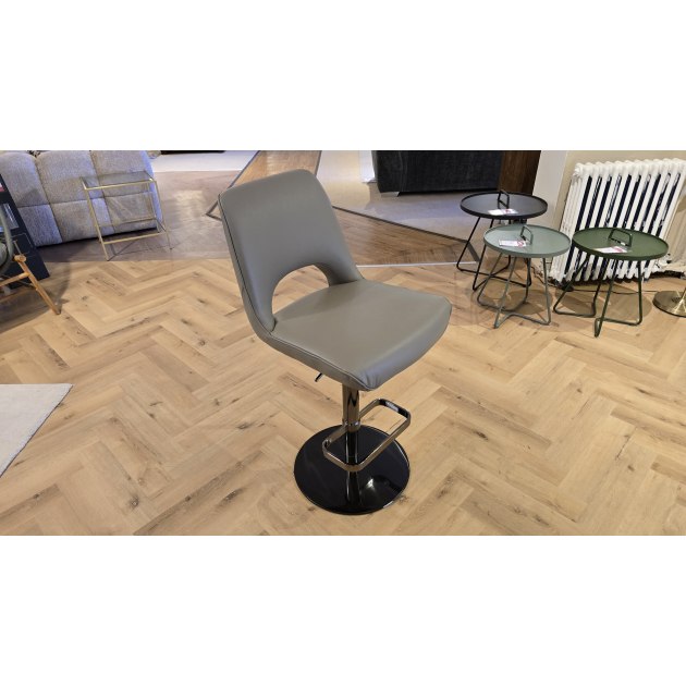 Sammy Bar Gas Lift Chair (2 Available) Sammy Bar Gas Lift Chair (2 Available)